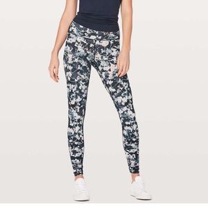 EUC Lululemon Wunder Under Hi-Rise Tight 28"
Spring Bloom Multi size 2
